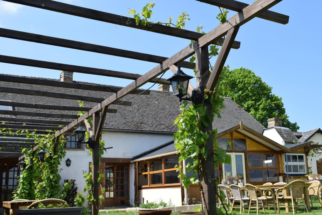 Le Chene D'Or Marcheseuil Exterior foto